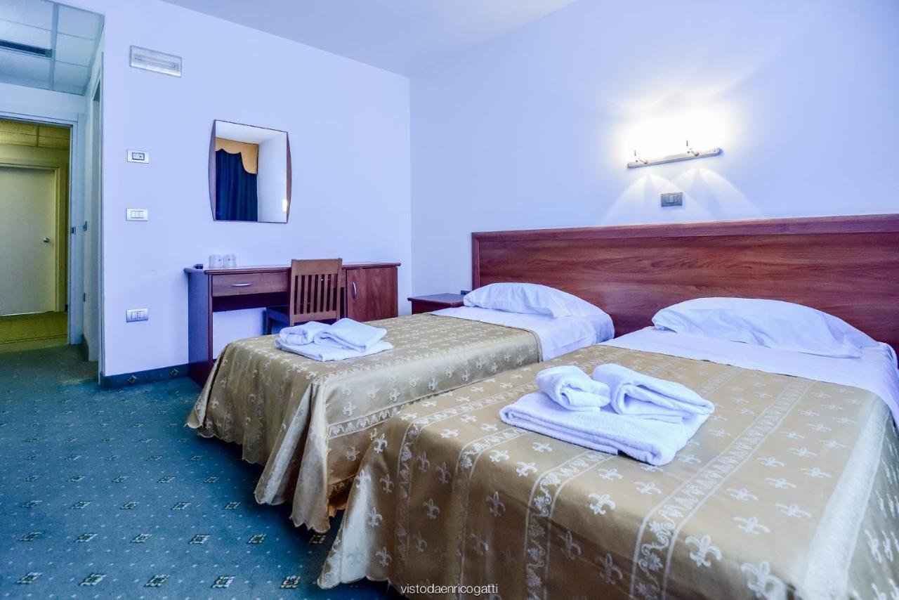 Standard Hotel Udine Pradamano Esterno foto
